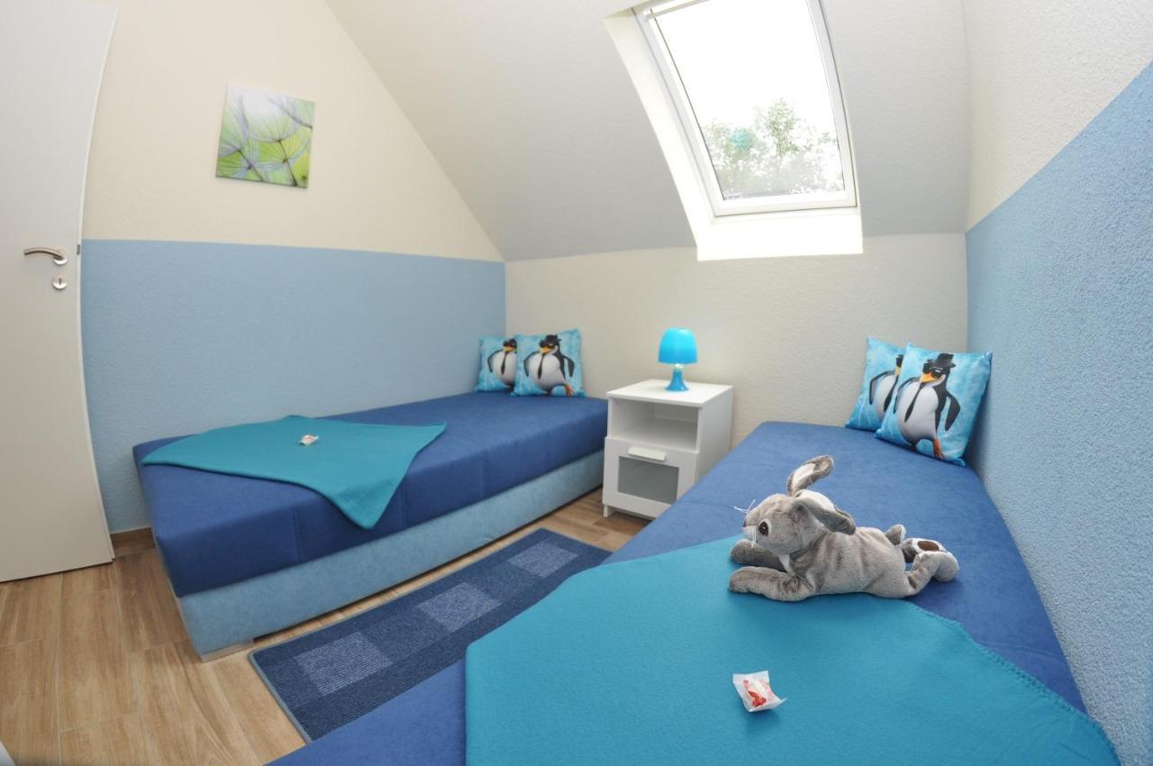 Ferienhaus Mueritzzauber / Og-Appartement Marienfelde Екстериор снимка